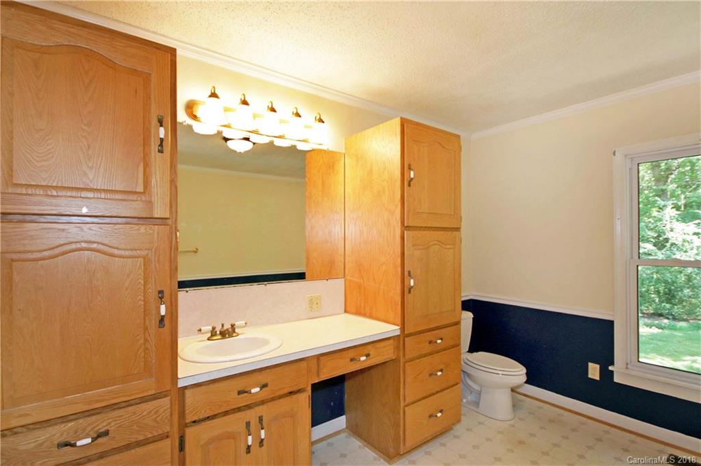 1224 Sloans Mill Road Union Grove, NC 28689 - Photo 14 of 31 Gallery Image 14