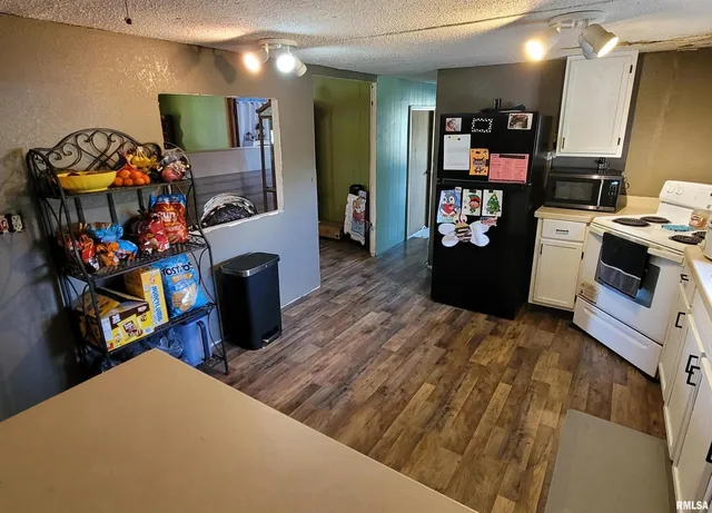 $136,500 | 3993 Greenridge Road, Alma, IL 62807