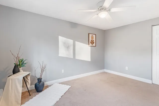 $2,300 | 10 Woodcrest Court, Unit 4, Weymouth, MA 02190