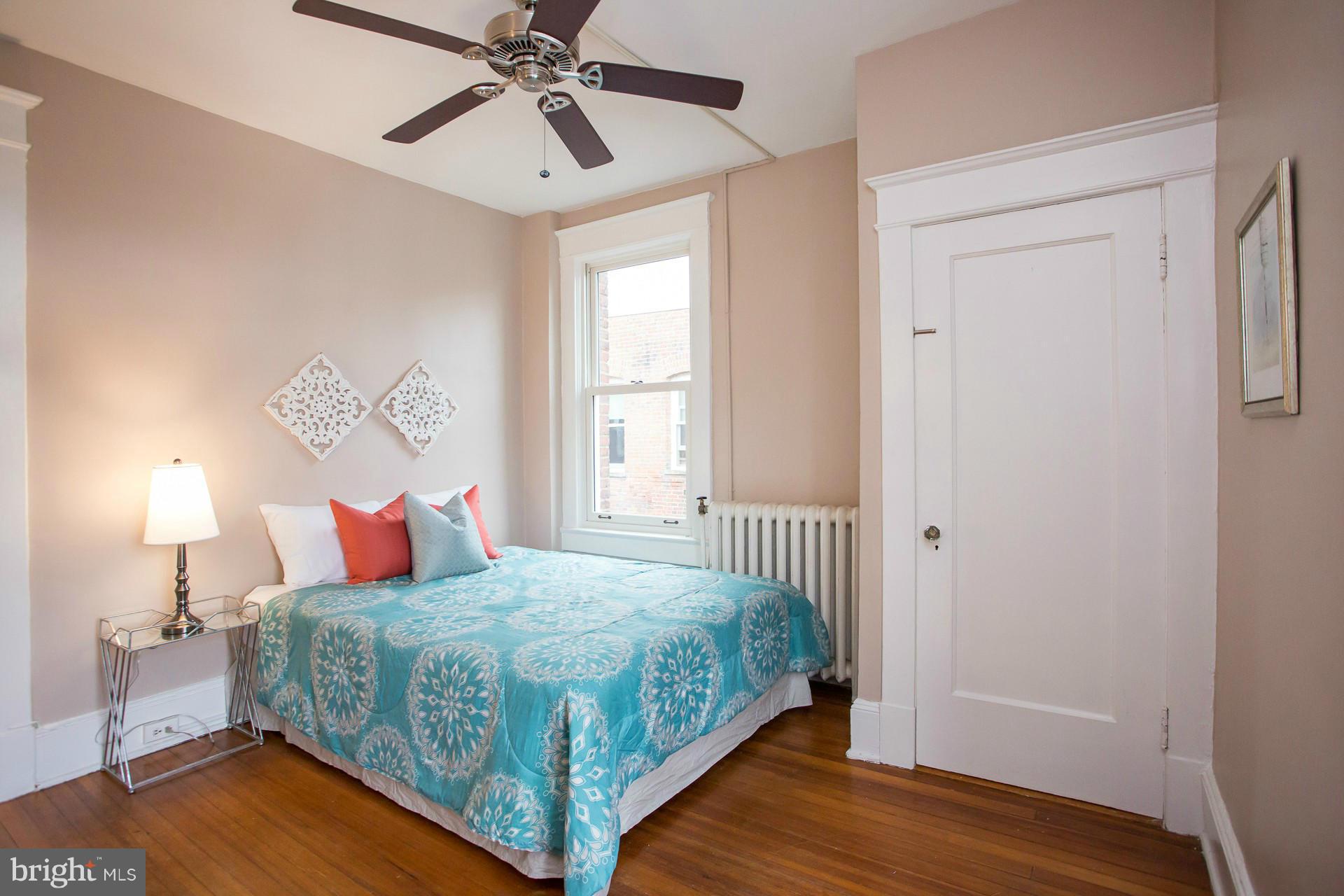 1736 Columbia Road Northwest, Unit 406 Washington, DC 20009 - Photo 20 of 30 Bedroom