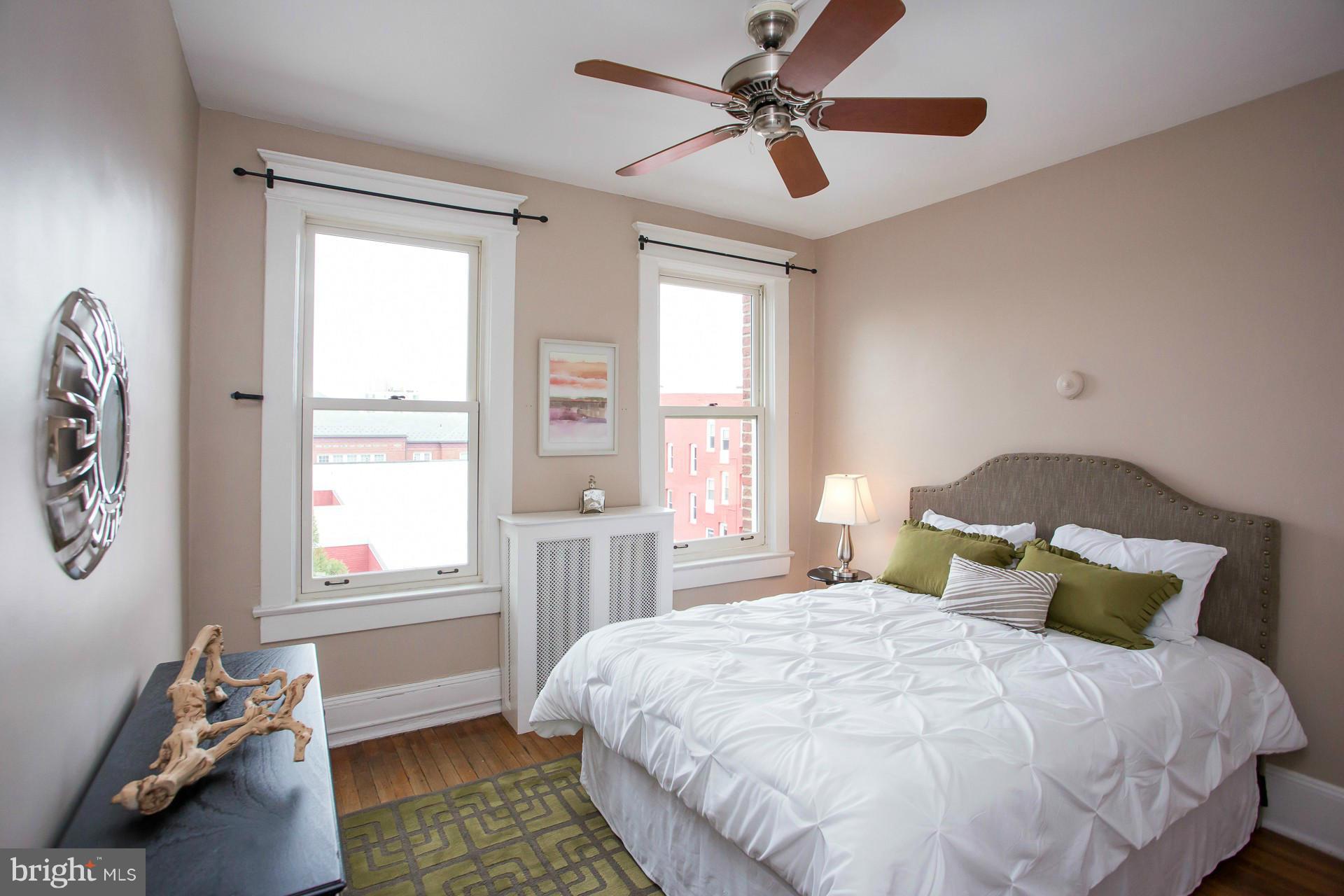 1736 Columbia Road Northwest, Unit 406 Washington, DC 20009 - Photo 21 of 30 Bedroom