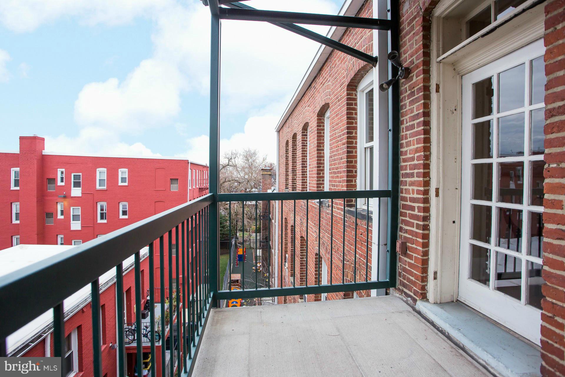1736 Columbia Road Northwest, Unit 406 Washington, DC 20009 - Photo 26 of 30 Exterior (General)