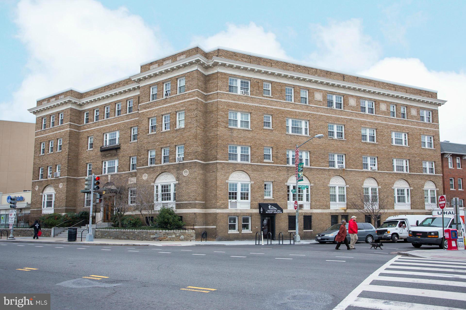 1736 Columbia Road Northwest, Unit 406 Washington, DC 20009 - Photo 29 of 30 Exterior (Front)
