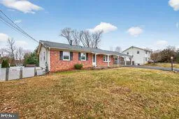 $3,100 | 17504 Redland Road, Derwood, MD 20855