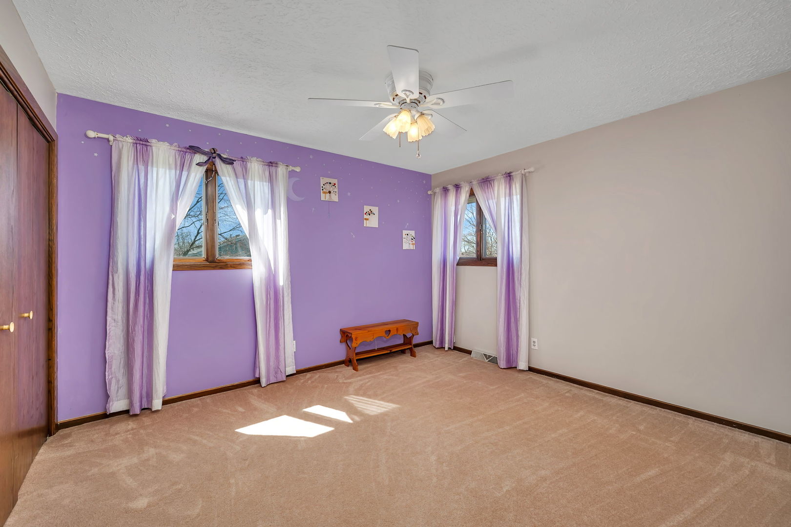 108 Deerpath Drive Minooka, IL 60447 - Photo 24 of 45 an empty room with windows and closet