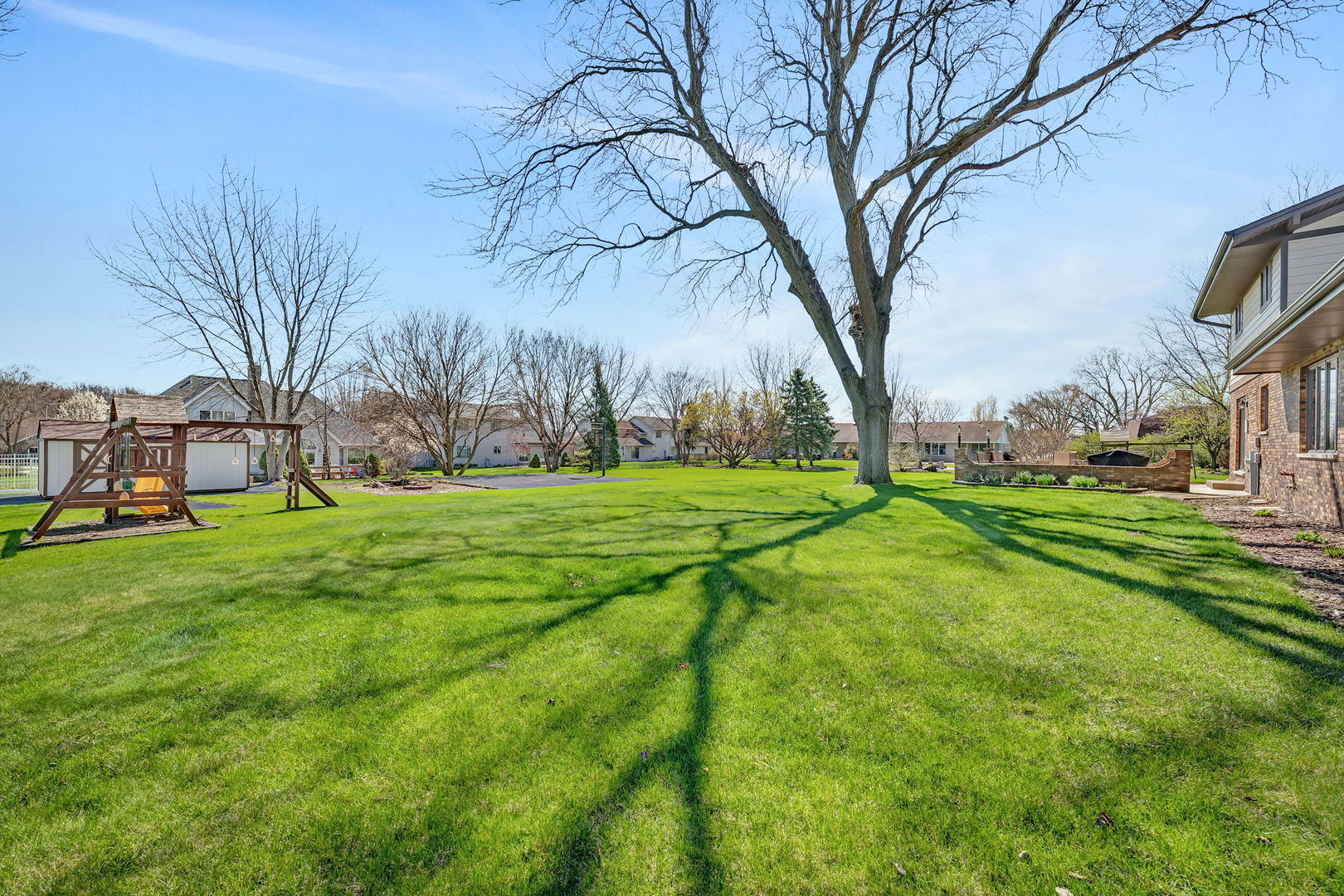 108 Deerpath Drive Minooka, IL 60447 - Photo 31 of 45 a view of a park with large trees