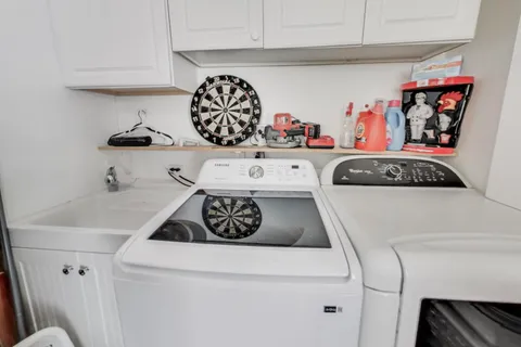 $369,999 | 150 Country Club Drive, Northlake, IL 60164