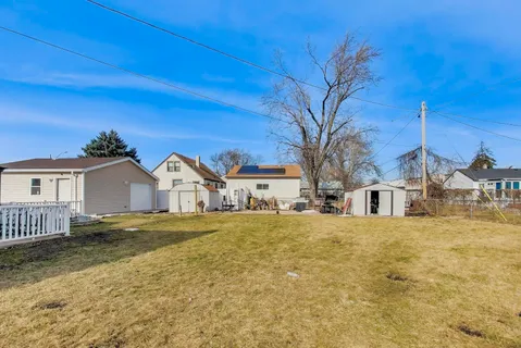 $369,999 | 150 Country Club Drive, Northlake, IL 60164