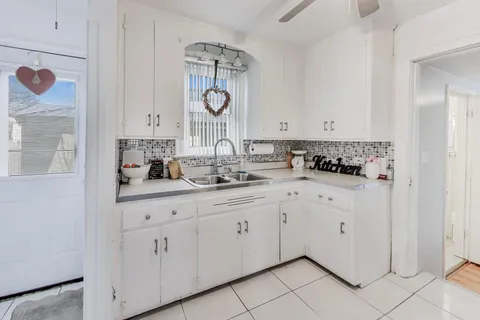 $369,999 | 150 Country Club Drive, Northlake, IL 60164