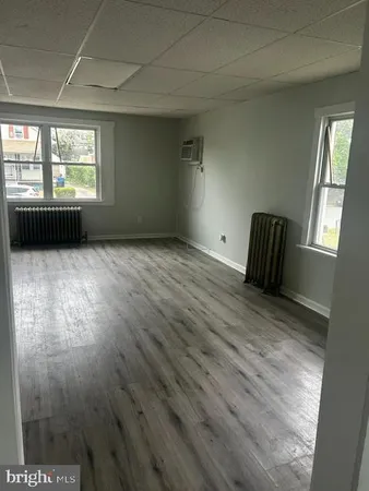 $2,200 | 428 Summit Avenue, Unit 2B, Westville, NJ 08093