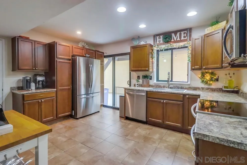 10389 Rochelle Lane Santee, CA 92071 - Photo 1 of 43 Gallery Image 1