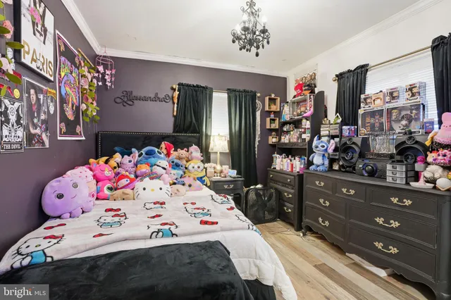 $399,900 | 165 Crabtree Drive, Levittown, PA 19055