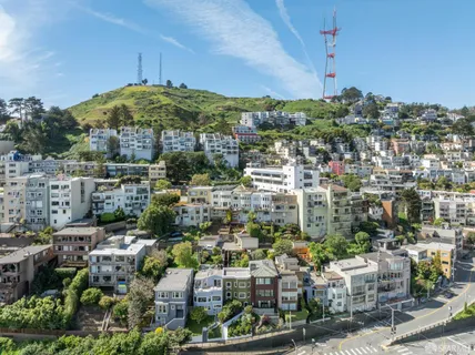 $2,500,000 | 3348 Market Street, San Francisco, CA 94114