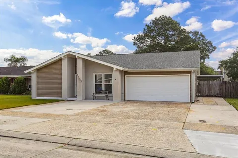 $215,000 | 2553 East Catawba Drive, Harvey, LA 70058