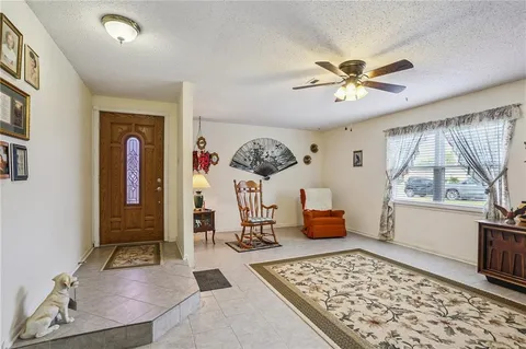 $215,000 | 2553 East Catawba Drive, Harvey, LA 70058