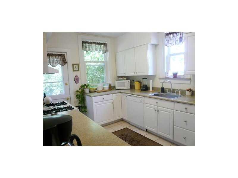 5715 Munhall Road Pittsburgh, PA 15217 - Photo 5 of 8 Cafeteria/Kitchen.