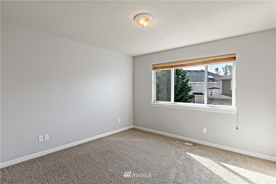6734 Southeast 2nd Street Renton, WA 98059 - Photo 22 of 35