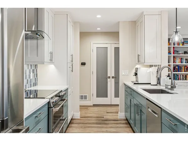 $699,000 | 1534 Bradley Drive, Boulder, CO 80305