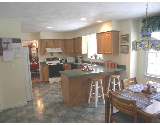 295 Potter Road Framingham, MA 01701 - Photo 9 of 11