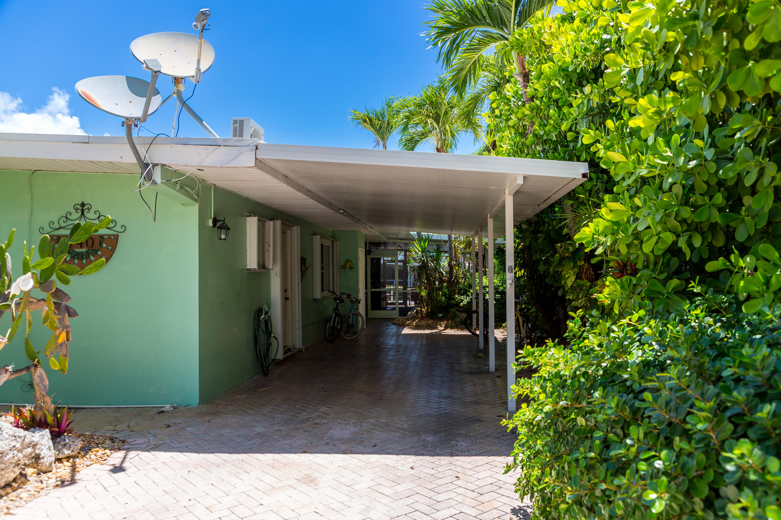 440 11th Street Key Colony Beach, FL 33051 - Photo 5 of 45 A85A5156