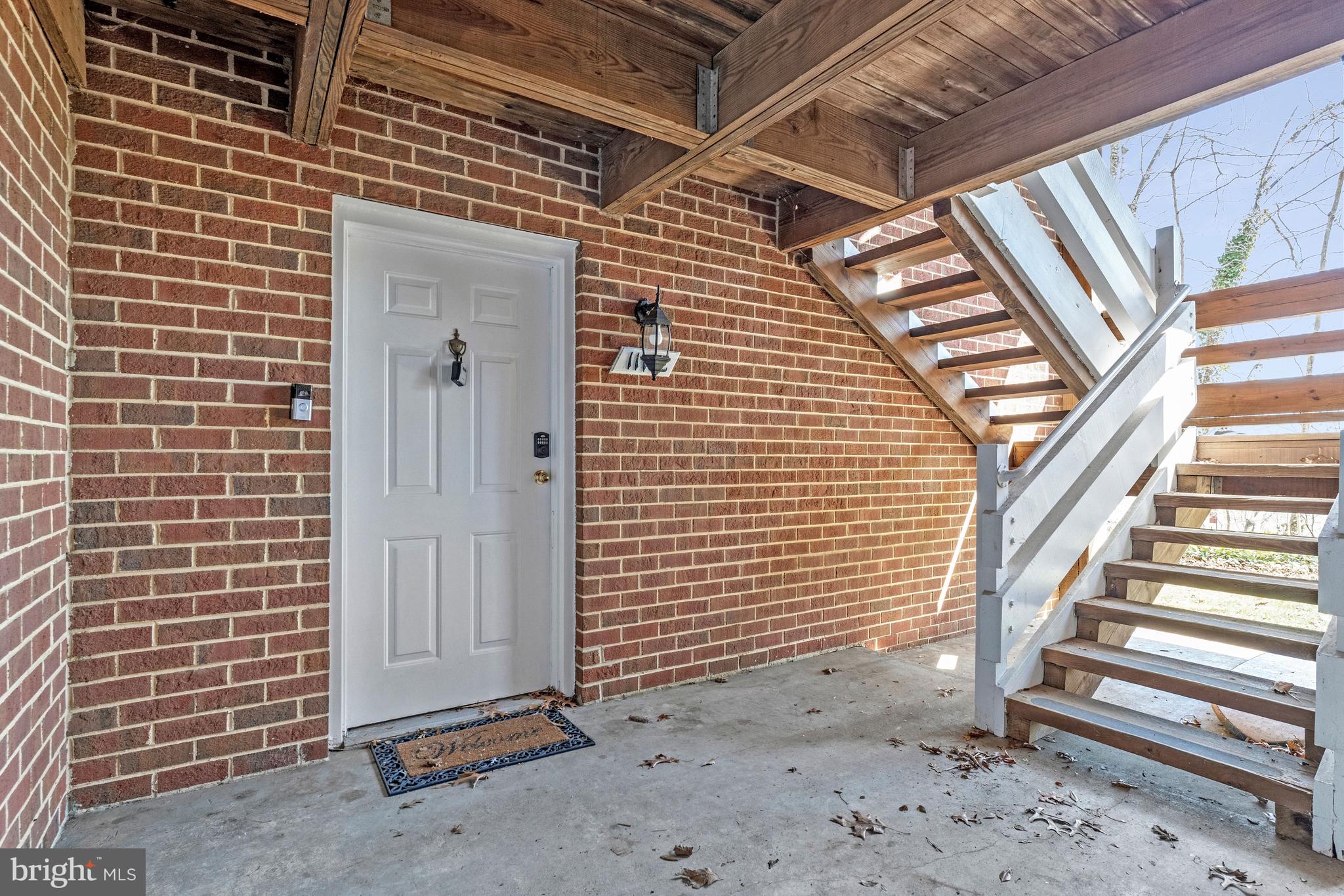 11142 Beaver Trail Court Reston, VA 20191 - Photo 1 of 20