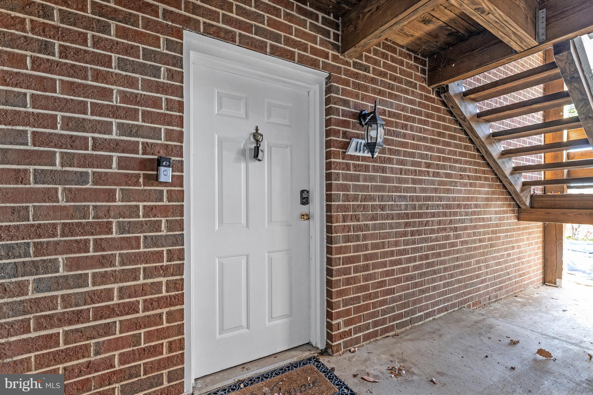 11142 Beaver Trail Court Reston, VA 20191 - Photo 6 of 20