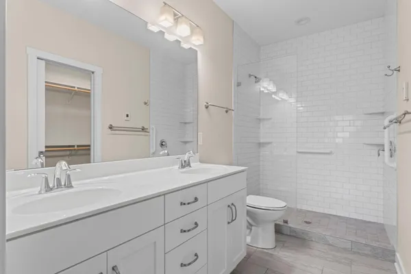 $525,000 | 2938 Ivory Road Northeast, Rochester, MN 55906