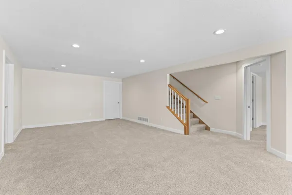 $525,000 | 2938 Ivory Road Northeast, Rochester, MN 55906