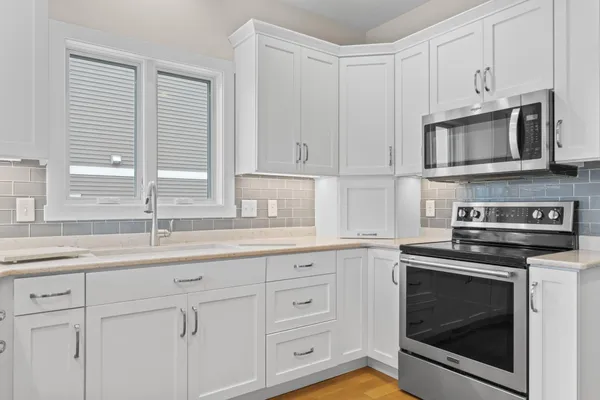 $525,000 | 2938 Ivory Road Northeast, Rochester, MN 55906