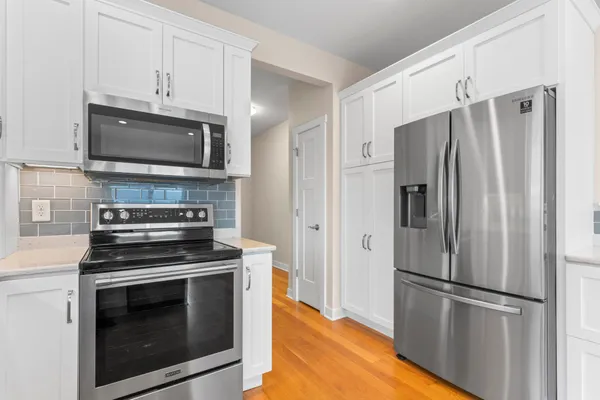 $525,000 | 2938 Ivory Road Northeast, Rochester, MN 55906