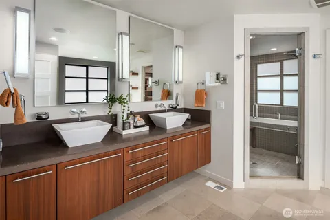 $3,495,000 | 518 14th Avenue West, Kirkland, WA 98033