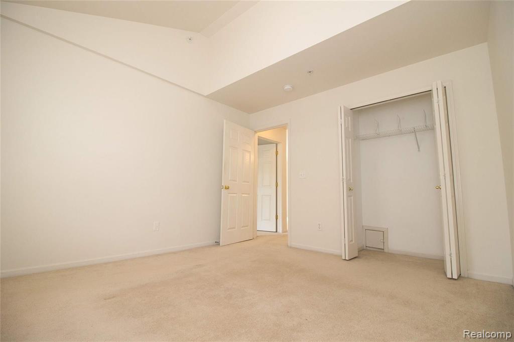 4320 Maple Street Dearborn, MI 48126 - Photo 30 of 33