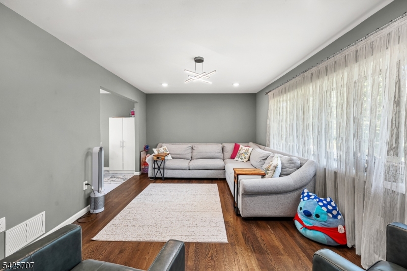 1365 Well Road Bridgewater, NJ 08807 - Photo 14 of 41