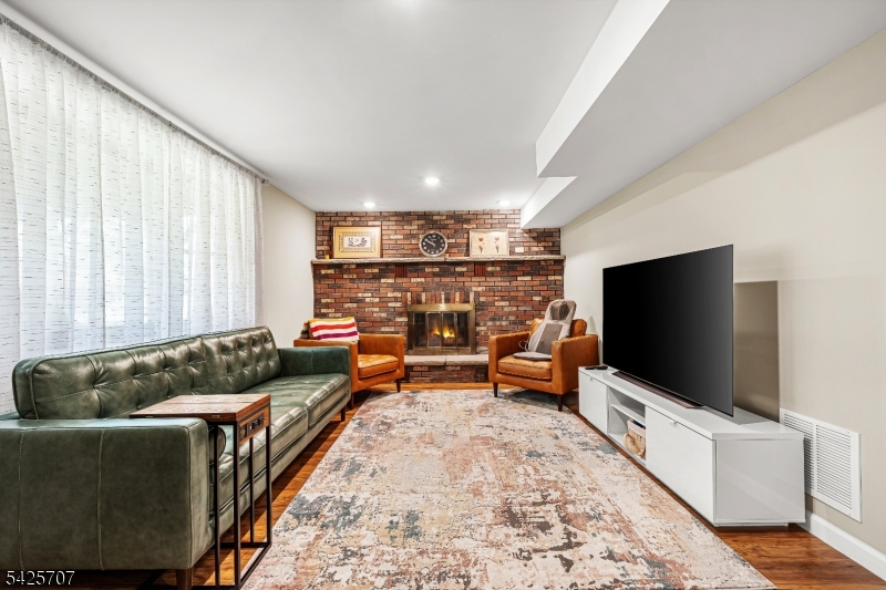 1365 Well Road Bridgewater, NJ 08807 - Photo 16 of 41