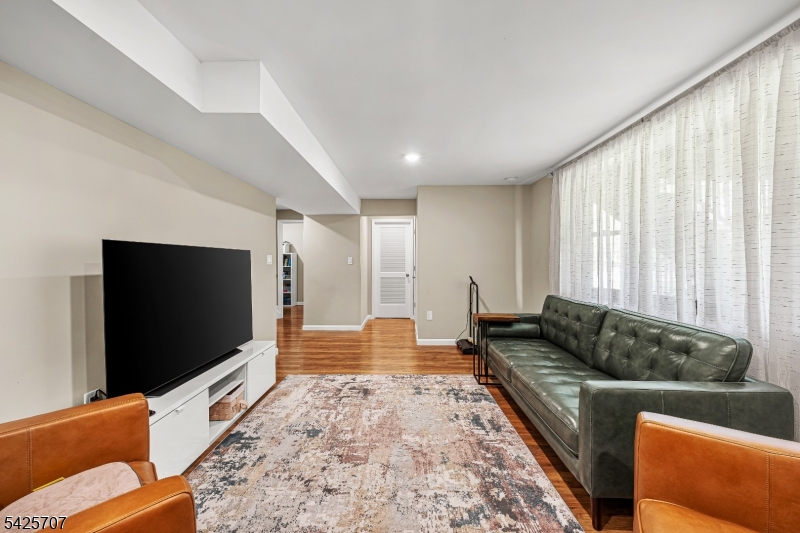 1365 Well Road Bridgewater, NJ 08807 - Photo 17 of 41