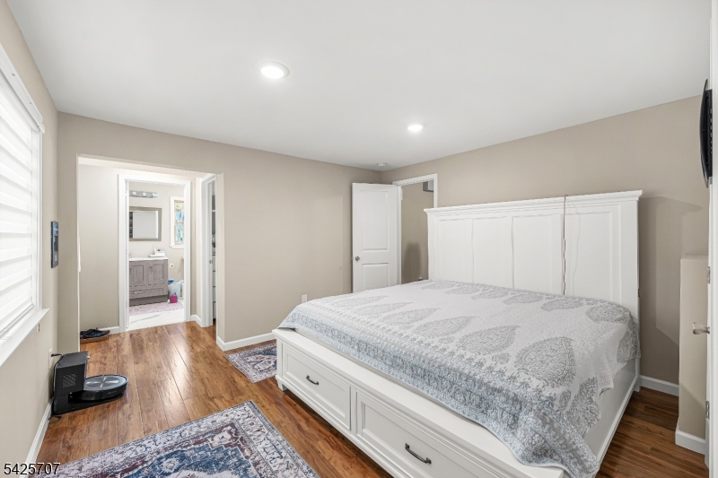 1365 Well Road Bridgewater, NJ 08807 - Photo 19 of 41