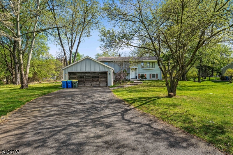 1365 Well Road Bridgewater, NJ 08807 - Photo 3 of 41