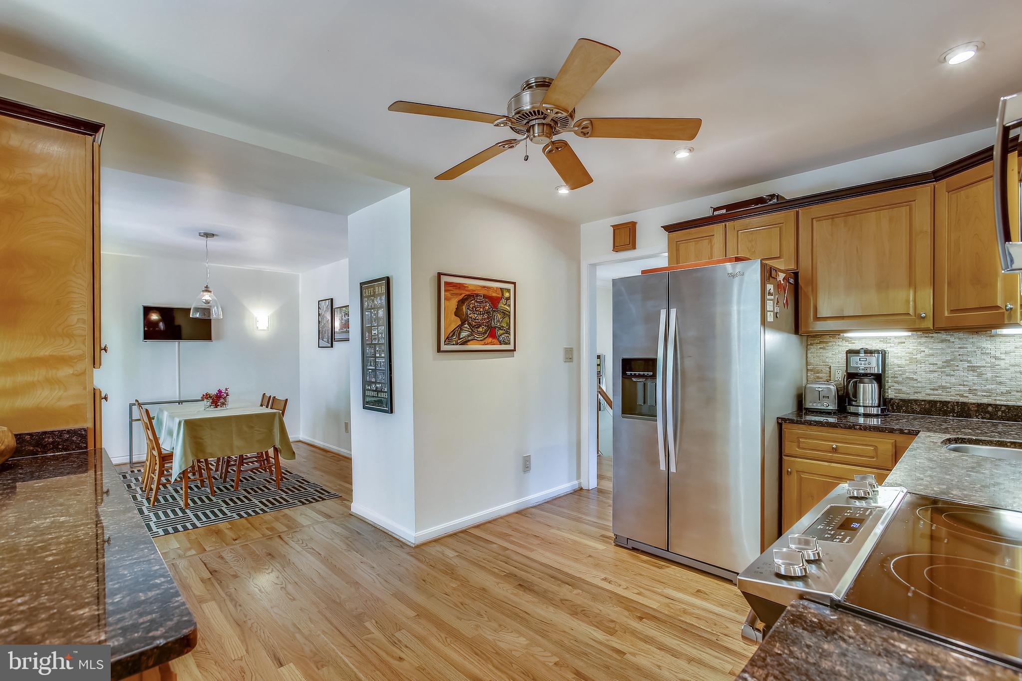 2008 Old Stage Road Alexandria, VA 22308 - Photo 11 of 44 Stainless Steel Appliances