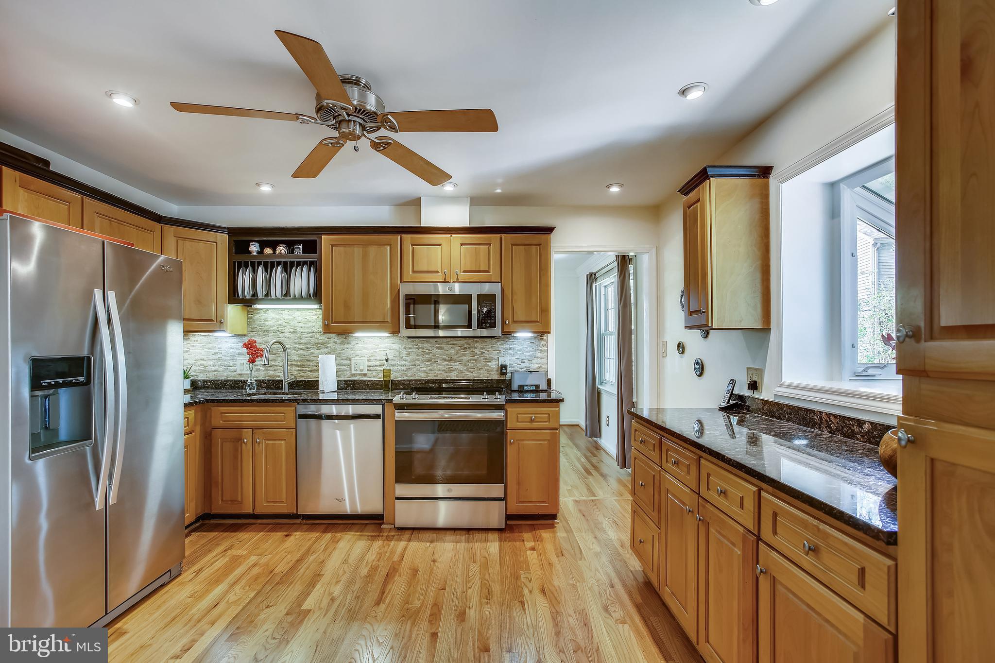 2008 Old Stage Road Alexandria, VA 22308 - Photo 12 of 44 Upgraded Appliances