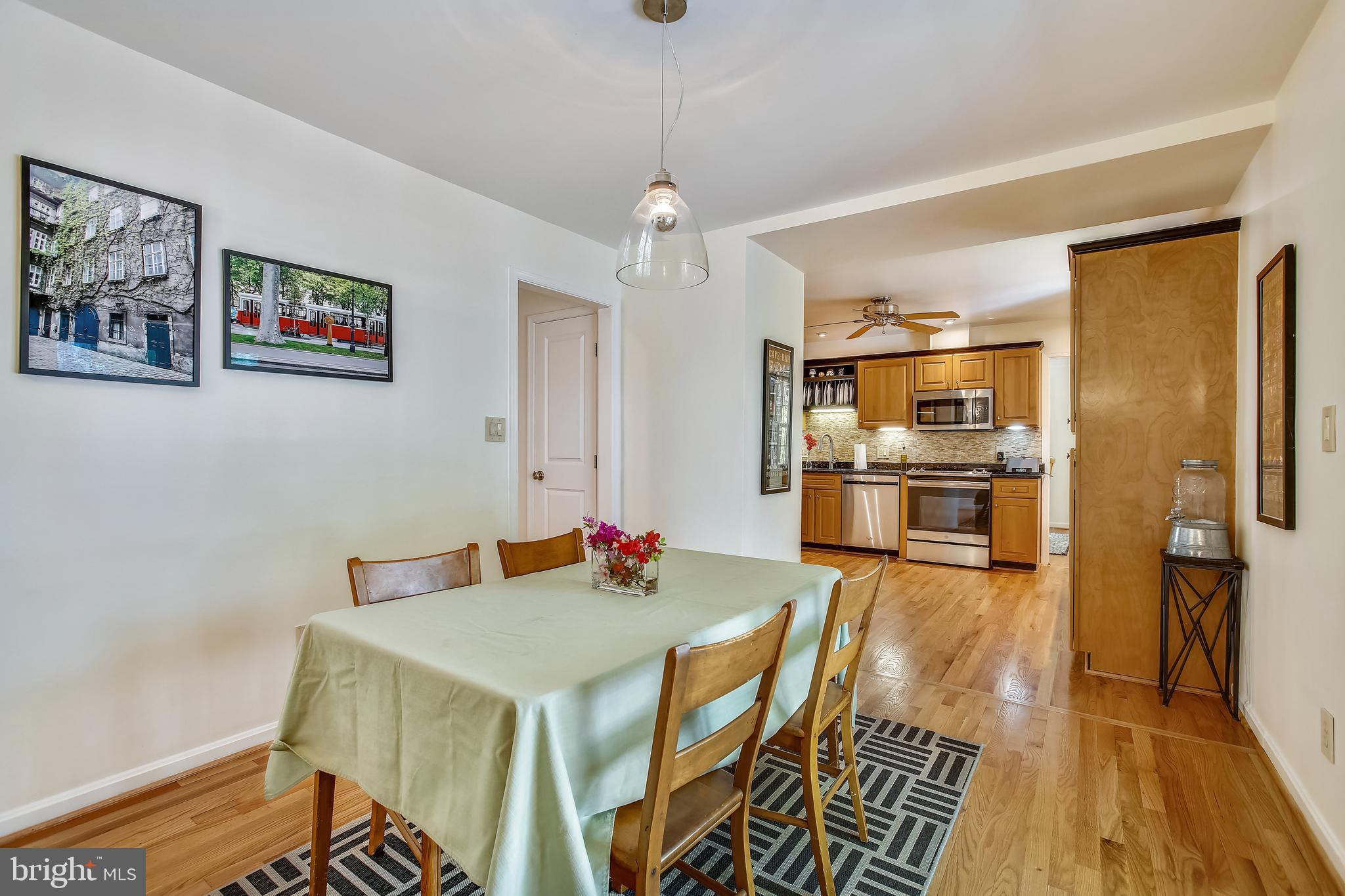 2008 Old Stage Road Alexandria, VA 22308 - Photo 16 of 44 Spacious Den/Breakfast or TV room