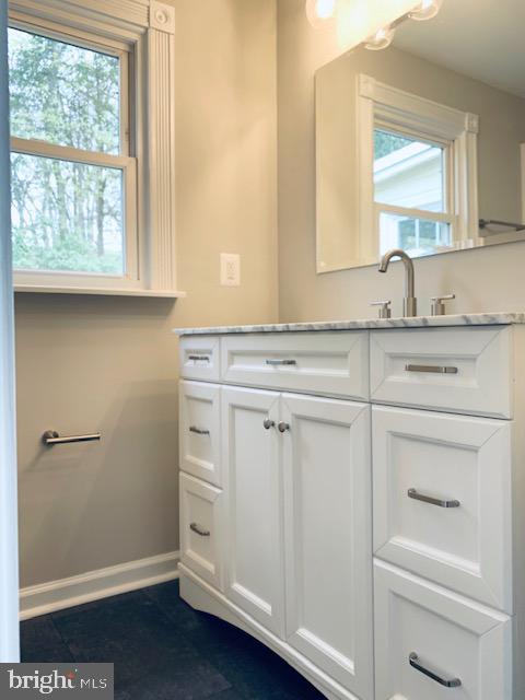 6367 Georgetown Road Broad Run, VA 20137 - Photo 9 of 22 hall bathroom