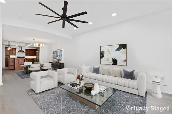$595,000 | 1812 West Avenue, Unit 306, Austin, TX 78701