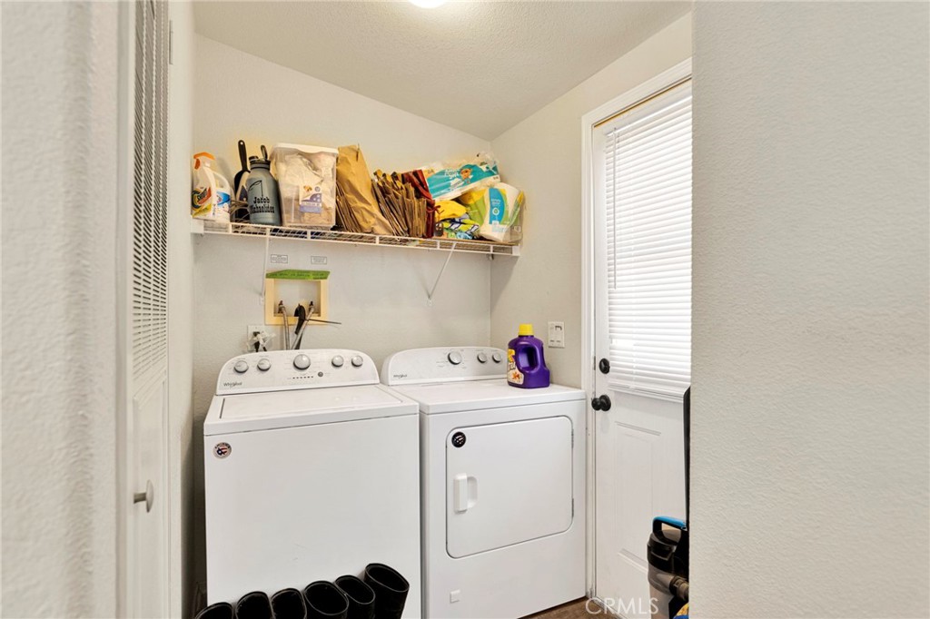 7162 Emily Road Adelanto, CA 92301 - Photo 15 of 74