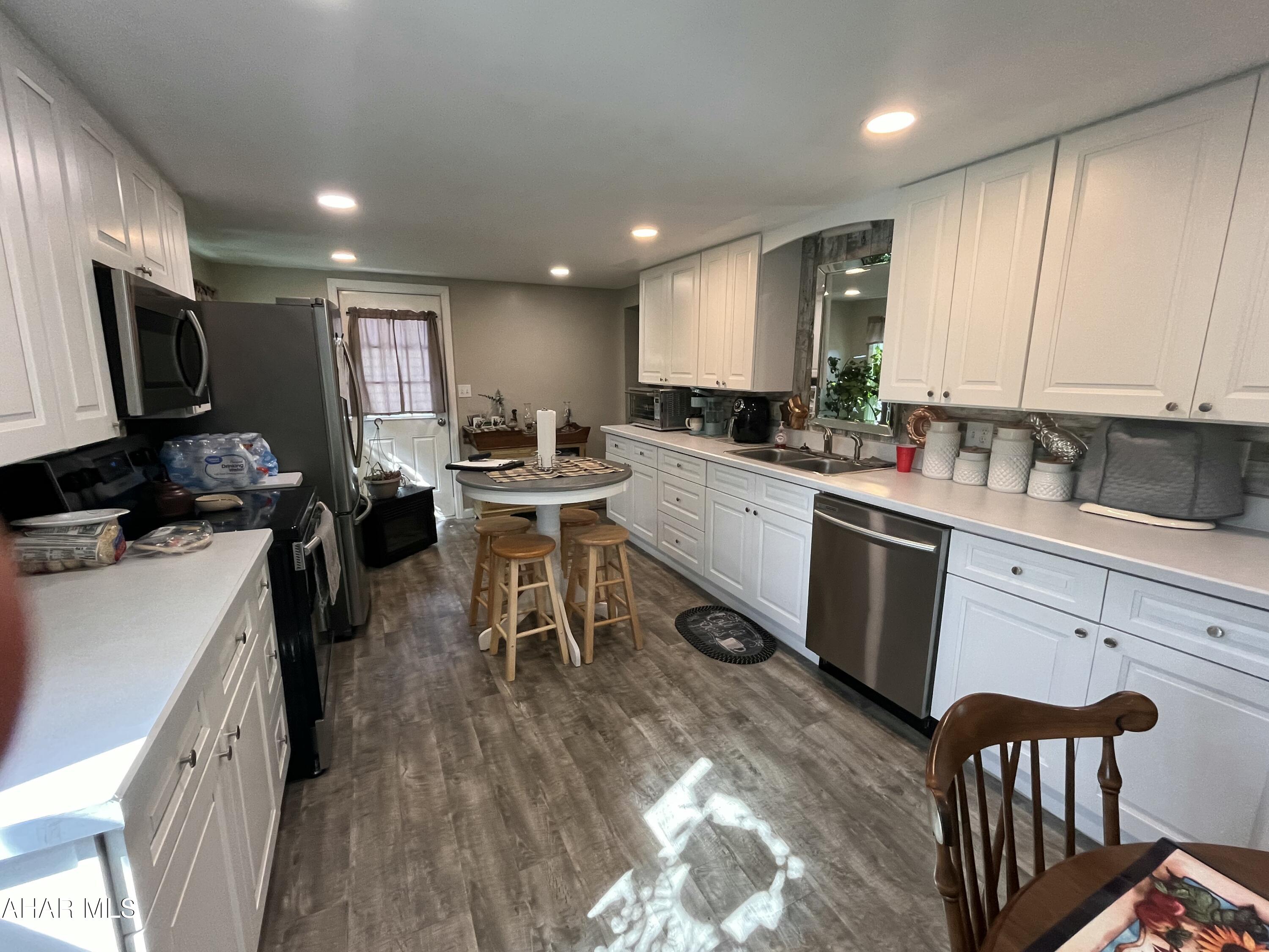 732 Sugar Street Roaring Spring, PA 16673 - Photo 14 of 27