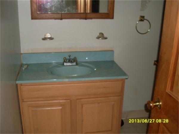 95 Geneva Street Springfield, MA 01151 - Photo 12 of 15 Gallery Image 12
