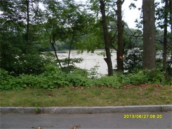 95 Geneva Street Springfield, MA 01151 - Photo 2 of 15 Gallery Image 2