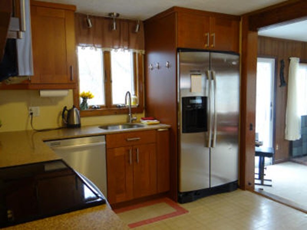 12 Marr Road Saugus, MA 01906 - Photo 6 of 30 Gallery Image 6