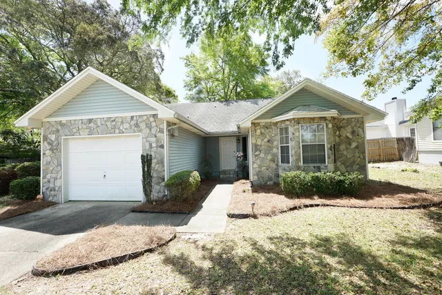 $292,500 | 60 10th Avenue, Unit A, Shalimar, FL 32579