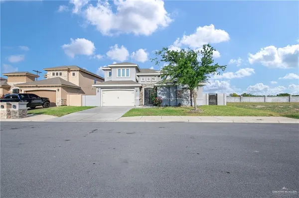 $3,200 | 2410 Colvin Avenue, Edinburg, TX 78539