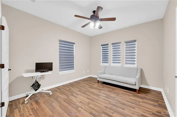 $3,200 | 2410 Colvin Avenue, Edinburg, TX 78539